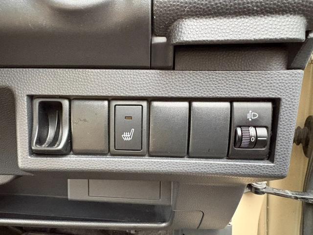 アルトラパン Ｘ　事故歴無　４ＷＤ　防錆アンダーコート付　ミラーヒーター　シートヒーター　スマートキー　プッシュスタート　エンジンスターター（33枚目）