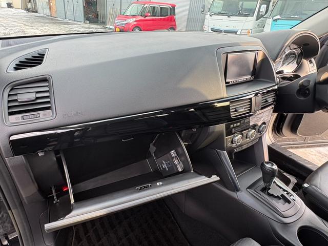ＣＸ－５ ＸＤ　Ｌパッケージ　事故歴無　４ＷＤ　シートヒーター　ナビＴＶ　バックカメラ　Ｂｌｕｅｔｏｏｔｈ　レザーシート　クルーズコントロール　スマートシティブレーキサポート　パワーシート　スマートキー２個（37枚目）