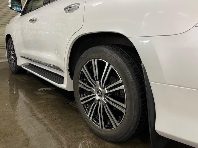 ＬＸ ＬＸ５７０　ワンオーナー　レクサスセーフティセンス　寒冷地仕様　禁煙車　純正２１インチＡＷ　純正２０ＡＷ＋スタッドレスタイヤ付　電動サンルーフ　純正ブラックレザーシート　モデリスタスポイラー　マークレビンソン（16枚目）