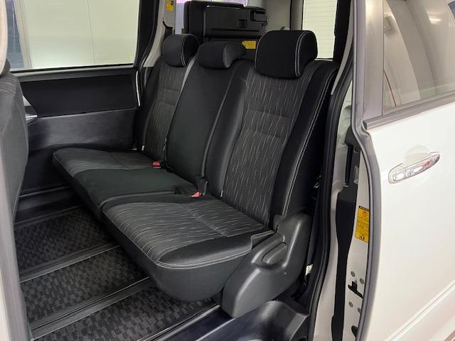 ヴォクシー ＺＳ　煌ＩＩ　ワンオーナー　寒冷地仕様　禁煙車　両側パワースライドドア　純正１６インチＡＷ　社外１６ＡＷ＋スタッドレスタイヤ付　純正ナビ　フルセグ地デジ　ＤＶＤ再生　Ｂｌｕｅｔｏｏｔｈオーディオ　バックカメラ（36枚目）