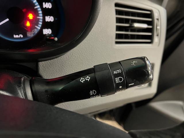 マークＸジオ エアリアル　寒冷地仕様　禁煙車　ケンウッドナビ　Ｂｌｕｅｔｏｏｔｈオーディオ　フルセグ地デジ　ＤＶＤ再生　ＵＳＢ電源　社外１７インチＡＷ　純正１６ＡＷ＋スタッドレスタイヤ付　フロントガラス熱線　横滑り防止装置（46枚目）