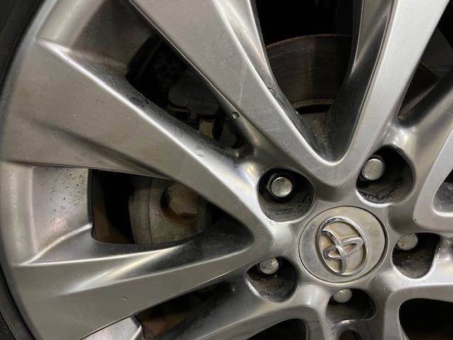 アルファード 350SプライムセレクションIIタイプゴールド 本州仕入 禁煙車 シアターサウンドシステム 純正18インチAW 社外16AW+スタッドレスタイヤ付 両側パワースライドドア パワーバックドア 純正HDDナビ 地デジ 純正リアフリップダウンモニター(24枚目)