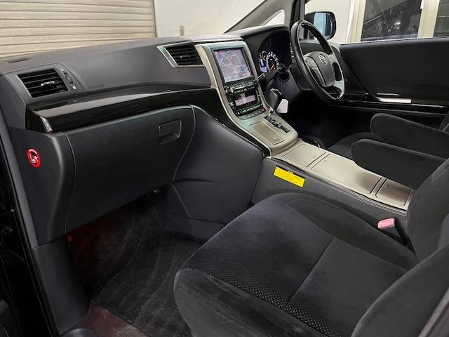 アルファード 350SプライムセレクションIIタイプゴールド 本州仕入 禁煙車 シアターサウンドシステム 純正18インチAW 社外16AW+スタッドレスタイヤ付 両側パワースライドドア パワーバックドア 純正HDDナビ 地デジ 純正リアフリップダウンモニター(30枚目)