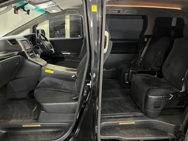 アルファード 350SプライムセレクションIIタイプゴールド 本州仕入 禁煙車 シアターサウンドシステム 純正18インチAW 社外16AW+スタッドレスタイヤ付 両側パワースライドドア パワーバックドア 純正HDDナビ 地デジ 純正リアフリップダウンモニター(35枚目)