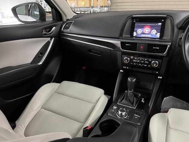 ＣＸ－５ ＸＤ　Ｌパッケージ　本州仕入　禁煙車　ＧＲｅｄｄｙフロントスポイラー　スカイアクティブディーゼルターボ　純正レザーシート　純正１９インチＡＷ　社外１７ＡＷ＋スタッドレスタイヤ付　純正ナビ　地デジ　Ｂｌｕｅｔｏｏｔｈ（32枚目）