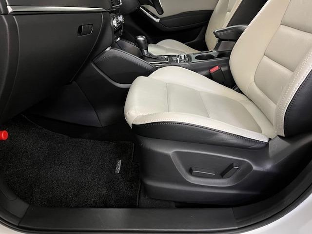 ＣＸ－５ ＸＤ　Ｌパッケージ　本州仕入　禁煙車　ＧＲｅｄｄｙフロントスポイラー　スカイアクティブディーゼルターボ　純正レザーシート　純正１９インチＡＷ　社外１７ＡＷ＋スタッドレスタイヤ付　純正ナビ　地デジ　Ｂｌｕｅｔｏｏｔｈ（35枚目）