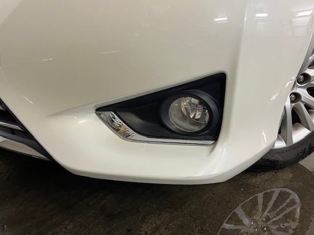 マークＸ プレミアム　Ｆｏｕｒ　本州仕入　寒冷地仕様　禁煙車　純正ハーフレザーシート　純正１６インチＡＷ　純正１６ＡＷ＋スタッドレスタイヤ付　純正ナビ　フルセグ地デジ　ＤＶＤ再生　Ｂｌｕｅｔｏｏｔｈオーディオ　バックカメラ　ＥＴＣ（4枚目）