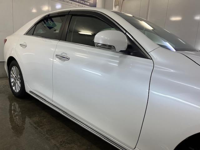 マークＸ プレミアム　Ｆｏｕｒ　本州仕入　寒冷地仕様　禁煙車　純正ハーフレザーシート　純正１６インチＡＷ　純正１６ＡＷ＋スタッドレスタイヤ付　純正ナビ　フルセグ地デジ　ＤＶＤ再生　Ｂｌｕｅｔｏｏｔｈオーディオ　バックカメラ　ＥＴＣ（10枚目）