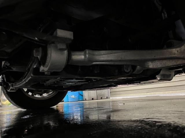 マークＸ プレミアム　Ｆｏｕｒ　本州仕入　寒冷地仕様　禁煙車　純正ハーフレザーシート　純正１６インチＡＷ　純正１６ＡＷ＋スタッドレスタイヤ付　純正ナビ　フルセグ地デジ　ＤＶＤ再生　Ｂｌｕｅｔｏｏｔｈオーディオ　バックカメラ　ＥＴＣ（21枚目）