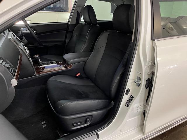 マークＸ プレミアム　Ｆｏｕｒ　本州仕入　寒冷地仕様　禁煙車　純正ハーフレザーシート　純正１６インチＡＷ　純正１６ＡＷ＋スタッドレスタイヤ付　純正ナビ　フルセグ地デジ　ＤＶＤ再生　Ｂｌｕｅｔｏｏｔｈオーディオ　バックカメラ　ＥＴＣ（30枚目）