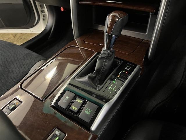 マークＸ プレミアム　Ｆｏｕｒ　本州仕入　寒冷地仕様　禁煙車　純正ハーフレザーシート　純正１６インチＡＷ　純正１６ＡＷ＋スタッドレスタイヤ付　純正ナビ　フルセグ地デジ　ＤＶＤ再生　Ｂｌｕｅｔｏｏｔｈオーディオ　バックカメラ　ＥＴＣ（38枚目）