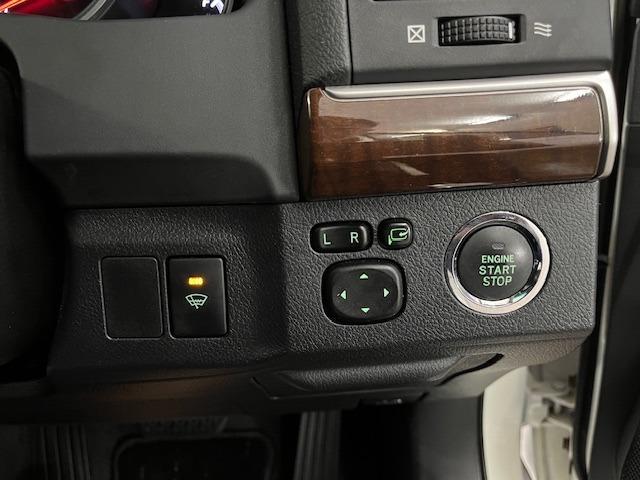 マークＸ プレミアム　Ｆｏｕｒ　本州仕入　寒冷地仕様　禁煙車　純正ハーフレザーシート　純正１６インチＡＷ　純正１６ＡＷ＋スタッドレスタイヤ付　純正ナビ　フルセグ地デジ　ＤＶＤ再生　Ｂｌｕｅｔｏｏｔｈオーディオ　バックカメラ　ＥＴＣ（51枚目）