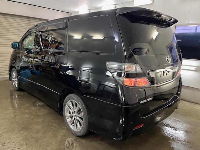 ヴェルファイア ２．４Ｚ　プラチナセレクションＩＩ　本州仕入　ワンオーナー　禁煙車　両側パワースライドドア　パワーバックドア　純正１８インチＡＷ　純正１６ＡＷ＋スタッドレスタイヤ付　純正ナビ　地デジ　Ｂｌｕｅｔｏｏｔｈ　純正リアフリップダウンモニター（12枚目）