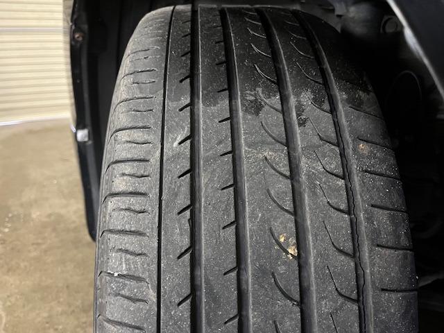 ヴェルファイア ２．４Ｚ　プラチナセレクションＩＩ　本州仕入　ワンオーナー　禁煙車　両側パワースライドドア　パワーバックドア　純正１８インチＡＷ　純正１６ＡＷ＋スタッドレスタイヤ付　純正ナビ　地デジ　Ｂｌｕｅｔｏｏｔｈ　純正リアフリップダウンモニター（26枚目）