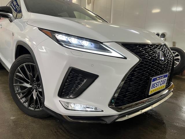 純正三眼ＬＥＤヘッドライト＆純正フォグが放つクリアな視界はＧｏｏｄですッ！