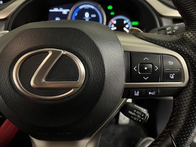 プリクラッシュセーフティ（衝突軽減システム）・車線逸脱警報・ブラインドスポット（後方車両接近通知）と安全装備も充実していますッ！