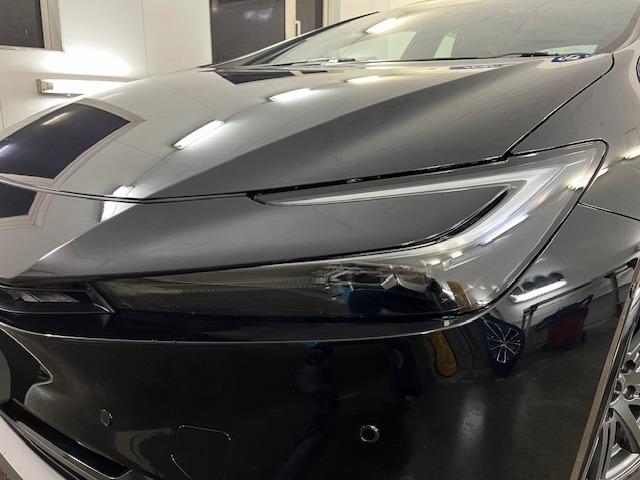 プリウス Ｚ　ワンオーナー　寒冷地仕様　禁煙車　純正１９インチＡＷ　社外１７ＡＷ＋スタッドレスタイヤ付　純正ナビ　フルセグ地デジ　Ｂｌｕｅｔｏｏｔｈ　全方位パノラミックモニター　ドラレコ　純正エンジンスターター（3枚目）