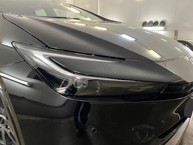 プリウス Ｚ　ワンオーナー　寒冷地仕様　禁煙車　純正１９インチＡＷ　社外１７ＡＷ＋スタッドレスタイヤ付　純正ナビ　フルセグ地デジ　Ｂｌｕｅｔｏｏｔｈ　全方位パノラミックモニター　ドラレコ　純正エンジンスターター（9枚目）