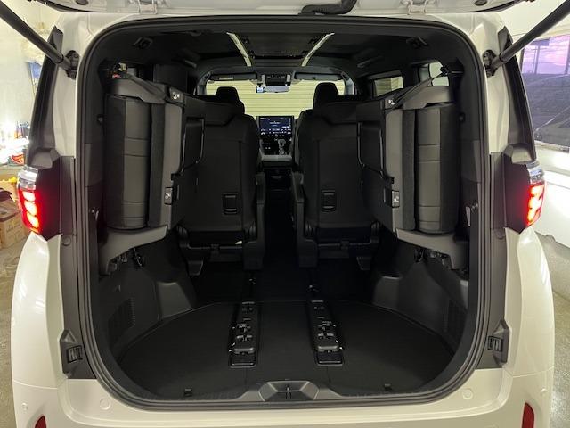 アルファード Z 本州仕入ワンオーナー 寒冷地仕様 左右独立ムーンルーフ デジタルインナーミラー 両側パワースライドドア パワーバックドア 純正ブラックレザーシート 純正18インチAW 新品TOYO製スタッドレスタイヤ(17枚目)