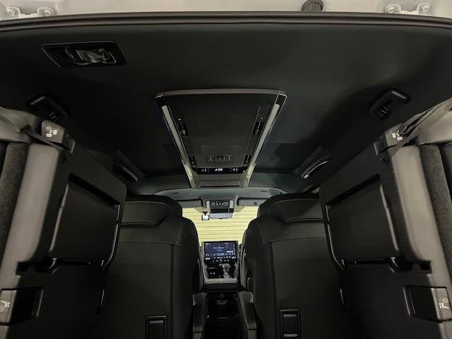 アルファード Z 本州仕入ワンオーナー 寒冷地仕様 左右独立ムーンルーフ デジタルインナーミラー 両側パワースライドドア パワーバックドア 純正ブラックレザーシート 純正18インチAW 新品TOYO製スタッドレスタイヤ(18枚目)