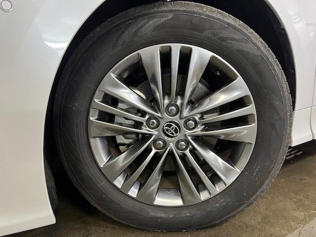 アルファード Z 本州仕入ワンオーナー 寒冷地仕様 左右独立ムーンルーフ デジタルインナーミラー 両側パワースライドドア パワーバックドア 純正ブラックレザーシート 純正18インチAW 新品TOYO製スタッドレスタイヤ(20枚目)