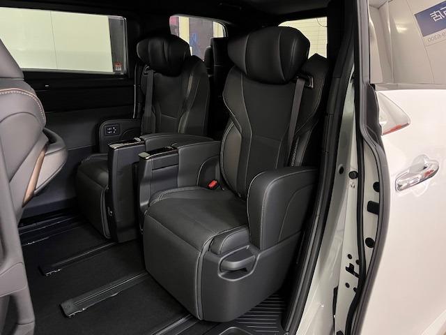 アルファード Z 本州仕入ワンオーナー 寒冷地仕様 左右独立ムーンルーフ デジタルインナーミラー 両側パワースライドドア パワーバックドア 純正ブラックレザーシート 純正18インチAW 新品TOYO製スタッドレスタイヤ(29枚目)