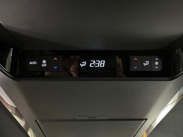 アルファード Z 本州仕入ワンオーナー 寒冷地仕様 左右独立ムーンルーフ デジタルインナーミラー 両側パワースライドドア パワーバックドア 純正ブラックレザーシート 純正18インチAW 新品TOYO製スタッドレスタイヤ(34枚目)