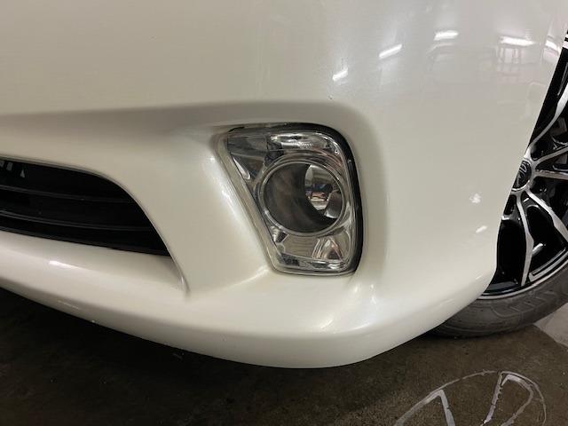 クラウン ロイヤルサルーンｉ－Ｆｏｕｒ　後期型　禁煙車　Ｂｌｕｅｔｏｏｔｈ　ヴェルサンディ１７インチＡＷ　純正１６ＡＷ＋スタッドレスタイヤ付　純正ナビ　フルセグ地デジ　ＤＶＤ再生　バックカメラ　クルーズコントロール　電動サンシェード　ＥＴＣ（4枚目）