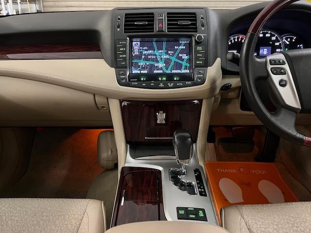 クラウン ロイヤルサルーンｉ－Ｆｏｕｒ　後期型　禁煙車　Ｂｌｕｅｔｏｏｔｈ　ヴェルサンディ１７インチＡＷ　純正１６ＡＷ＋スタッドレスタイヤ付　純正ナビ　フルセグ地デジ　ＤＶＤ再生　バックカメラ　クルーズコントロール　電動サンシェード　ＥＴＣ（36枚目）