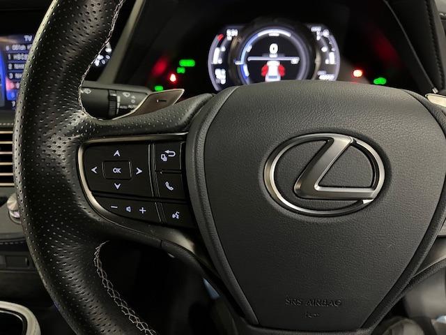 LS LS500h Fスポーツ 本州仕入 寒冷地仕様 マークレビンソン 電動ムーンルーフ 純正20インチAW 純正19AW+スタッドレスタイヤ デジタルインナーミラー ヘッドアップディプレイ 純正ドライブレコーダー 三眼LEDライト(57枚目)