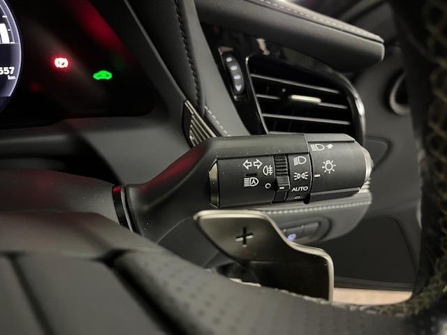 LS LS500h Fスポーツ 本州仕入 寒冷地仕様 マークレビンソン 電動ムーンルーフ 純正20インチAW 純正19AW+スタッドレスタイヤ デジタルインナーミラー ヘッドアップディプレイ 純正ドライブレコーダー 三眼LEDライト(59枚目)