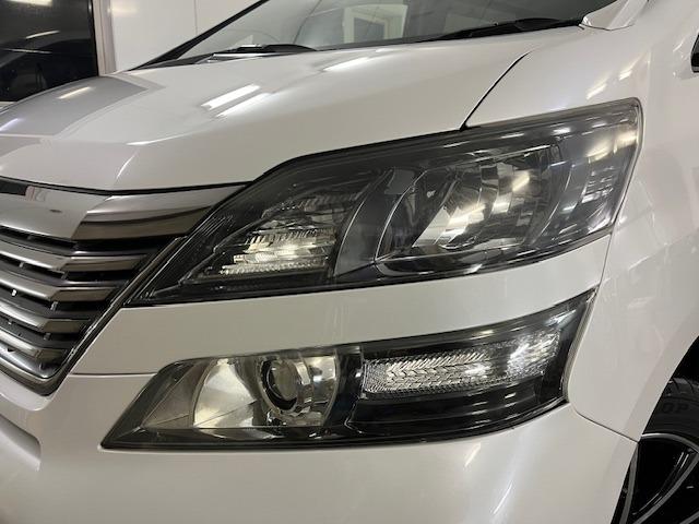 ヴェルファイア ２．４Ｚ　プラチナセレクションＩＩ　本州仕入　禁煙車　両側パワースライドドア　社外１８インチブラポリＡＷ　社外１７ＡＷ＋スタッドレスタイヤ付　ＫＥＮＷＯＯＤナビ　フルセグ地デジ　ＤＶＤ再生　Ｂｌｕｅｔｏｏｔｈオーディオ　バックカメラ（3枚目）