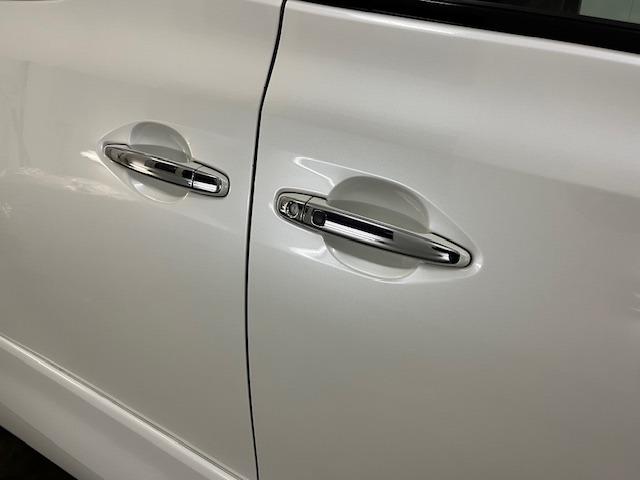 ヴェルファイア ２．４Ｚ　プラチナセレクションＩＩ　本州仕入　禁煙車　両側パワースライドドア　社外１８インチブラポリＡＷ　社外１７ＡＷ＋スタッドレスタイヤ付　ＫＥＮＷＯＯＤナビ　フルセグ地デジ　ＤＶＤ再生　Ｂｌｕｅｔｏｏｔｈオーディオ　バックカメラ（10枚目）