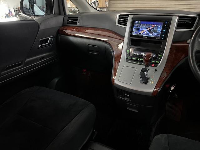 ヴェルファイア ２．４Ｚ　プラチナセレクションＩＩ　本州仕入　禁煙車　両側パワースライドドア　社外１８インチブラポリＡＷ　社外１７ＡＷ＋スタッドレスタイヤ付　ＫＥＮＷＯＯＤナビ　フルセグ地デジ　ＤＶＤ再生　Ｂｌｕｅｔｏｏｔｈオーディオ　バックカメラ（30枚目）