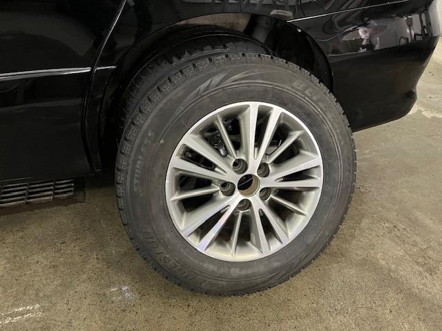 エスティマ アエラス　ワンオーナー　寒冷地仕様　禁煙車　両側パワースライドドア　パワーバックドア　純正１８インチＡＷ　純正１６ＡＷ＋スタッドレスタイヤ　純正ナビ　フルセグ地デジ　ＤＶＤ再生　Ｂｌｕｅｔｏｏｔｈ　バックカメラ（26枚目）