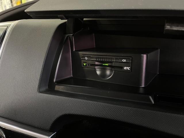 エスティマ アエラス　ワンオーナー　寒冷地仕様　禁煙車　両側パワースライドドア　パワーバックドア　純正１８インチＡＷ　純正１６ＡＷ＋スタッドレスタイヤ　純正ナビ　フルセグ地デジ　ＤＶＤ再生　Ｂｌｕｅｔｏｏｔｈ　バックカメラ（55枚目）