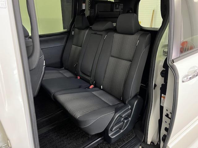 ヴォクシー ＺＳ　煌　本州仕入　ワンオーナー　アルパインリアモニター　ストラーダナビ　フルセグ地デジ　ＤＶＤ再生　Ｂｌｕｅｔｏｏｔｈオーディオ　バックカメラ　純正エンジンスターター　純正ＬＥＤヘッドライト　純正ＥＴＣ（35枚目）