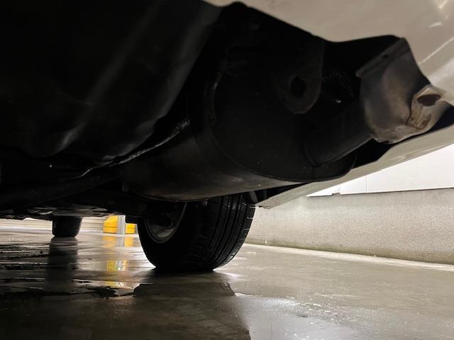 クラウン ２．５ロイヤルサルーンｉ－Ｆｏｕｒ　プレミアムＥＤ　本州仕入　後期型　Ｂｌｕｅｔｏｏｔｈ　純正ＨＤＤナビ　フルセグ地デジ　ＤＶＤ再生　ミュージックサーバー　バック＆サイドカメラ　クルーズコントロール　両席パワーシート　前後コーナーセンサー　純正ＥＴＣ（18枚目）