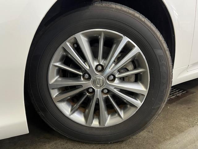 クラウン ２．５ロイヤルサルーンｉ－Ｆｏｕｒ　プレミアムＥＤ　本州仕入　後期型　Ｂｌｕｅｔｏｏｔｈ　純正ＨＤＤナビ　フルセグ地デジ　ＤＶＤ再生　ミュージックサーバー　バック＆サイドカメラ　クルーズコントロール　両席パワーシート　前後コーナーセンサー　純正ＥＴＣ（20枚目）