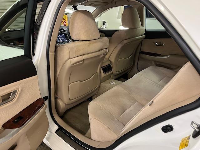 クラウン ２．５ロイヤルサルーンｉ－Ｆｏｕｒ　プレミアムＥＤ　本州仕入　後期型　Ｂｌｕｅｔｏｏｔｈ　純正ＨＤＤナビ　フルセグ地デジ　ＤＶＤ再生　ミュージックサーバー　バック＆サイドカメラ　クルーズコントロール　両席パワーシート　前後コーナーセンサー　純正ＥＴＣ（32枚目）