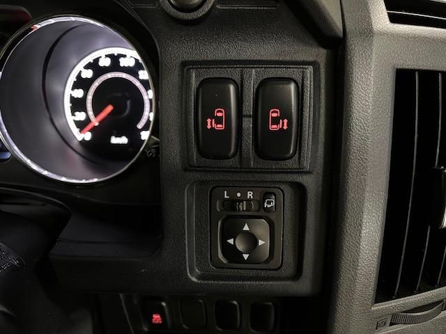 �J���I�ȗ����p���[�X���C�h�h�A�d�l�ƂȂ�܂��b�I