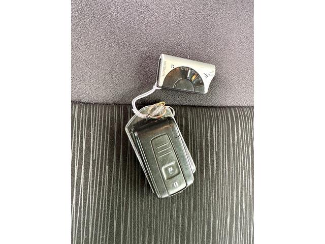 タント カスタムＶセレクション　４ＷＤ　　タイミングチェーン車　エンジンスターター　ＨＩＤ　楽ナビ　ワンセグテレビ　スマートキー　夏冬アルミ（24枚目）