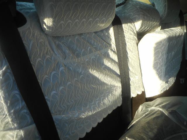 クラウンハイブリッド ロイヤル　Ｆｏｕｒ　４ＷＤ　ハイブリッド　ＨＩＤ　純正ナビ　ＴＶ　バックカメラ　ＥＴＣ　ＶＳＣ　法人ワンオーナー　シャーシーアンダーガード塗装施工済み（16枚目）