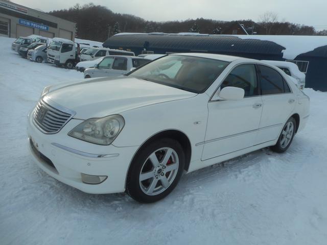 クラウンマジェスタ Ｃタイプｉ－Ｆｏｕｒ　４ＷＤ　エアサス　ＨＩＤ　純正ナビ　ＴＶ　バックカメラ　ＥＴＣ　パワーシート　スマートキー　ＶＳＣ　ＥＧスターター付　現状販売車（2枚目）