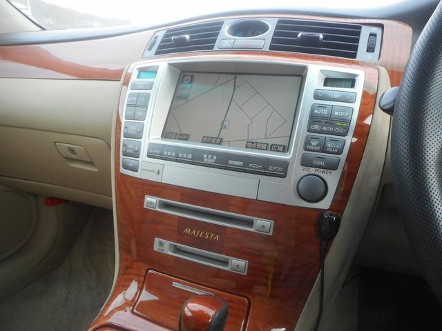 クラウンマジェスタ Ｃタイプｉ－Ｆｏｕｒ　４ＷＤ　エアサス　ＨＩＤ　純正ナビ　ＴＶ　バックカメラ　ＥＴＣ　パワーシート　スマートキー　ＶＳＣ　ＥＧスターター付　現状販売車（9枚目）
