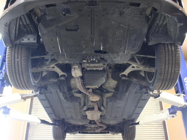 インプレッサ ＷＲＸ　ＳＴＩ　Ａライン　４ＷＤターボ　本州仕入れ　走行距離７．２万キロ　大型リアスポイラー　ＳＴＩサスペンション＆トランクスポイラー　ＳＴＩ１８ＡＷ　新品夏タイヤ　ナビＴＶ　バックカメラ　クルーズコントロール　パドルシフト（15枚目）