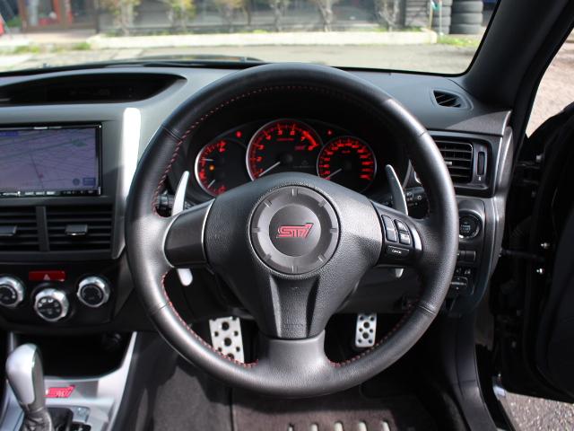 インプレッサ ＷＲＸ　ＳＴＩ　Ａライン　４ＷＤターボ　本州仕入　走行２．９万キロ　ＳＴＩ１８ＡＷ　ＨＤＤナビ　フルセグＴＶ　バックカメラ　Ｂｌｕｅｔｏｏｔｈ　ＵＳＢ・ｉＰｈｏｎｅ接続　クルーズコントロール　パドルシフト　スマートキー　ＥＴＣ（17枚目）