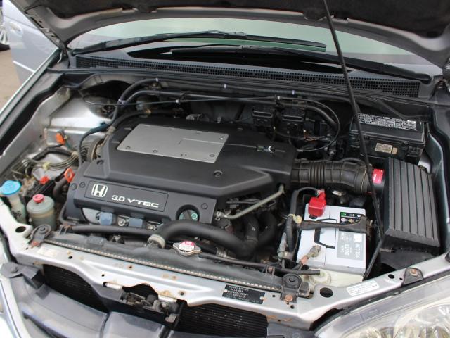 オデッセイ アブソルート　４ＷＤ　後期型　走行５．９万キロ　サンルーフ　６人乗り　モデューロマフラー　純正１７ＡＷ　後席モニター　ナビ　バックカメラ　フルセグＴＶ　Ｂｌｕｅｔｏｏｔｈ　ＵＳＢ・ｉＰｈｏｎｅ接続　キーレス　ＥＴＣ（46枚目）