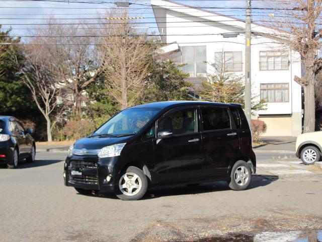 ムーヴ カスタム　Ｘリミテッド　４ＷＤ　１３インチＡＷ　ナビＴＶ　バックカメラ　ＡＵＸ　スマートキー　プッシュスタート　ベンチシート　ＨＩＤヘッドライト　フロントフォグ　電動格納ミラー　アイドリングストップ（6枚目）