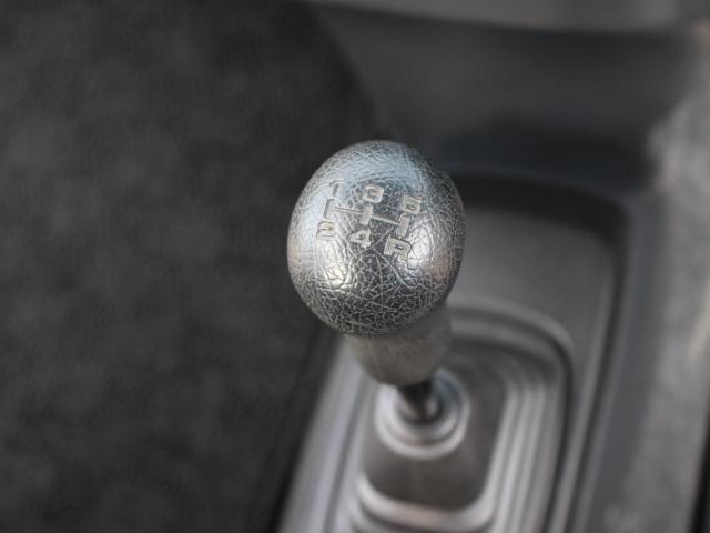 ハスラー Ａ　軽ＳＵＶ　４ＷＤ　５速マニュアル　本州仕入れ　走行距離３．４万キロ　１５インチＡＷ　クラリオンＣＤデッキ　シートヒーター（21枚目）